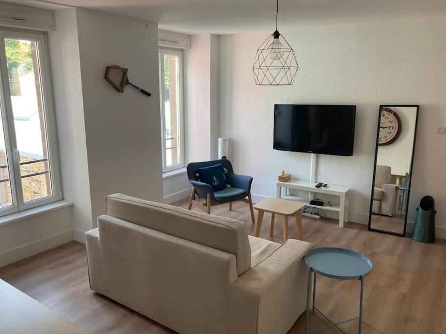 Appartement 1 Chambre Proximite Port De Commerce Et Gare Sncf Brest Luaran gambar