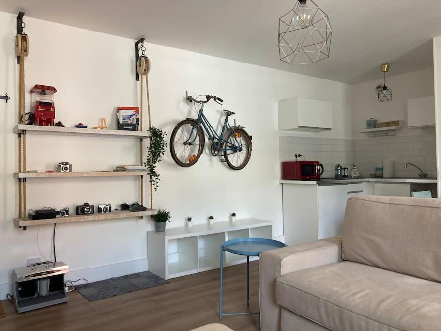Appartement 1 Chambre Proximite Port De Commerce Et Gare Sncf Brest Luaran gambar