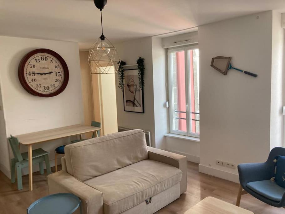 Appartement 1 Chambre Proximite Port De Commerce Et Gare Sncf Brest Luaran gambar